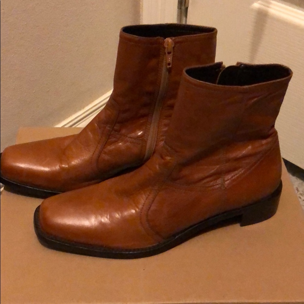Antonio Melani boots